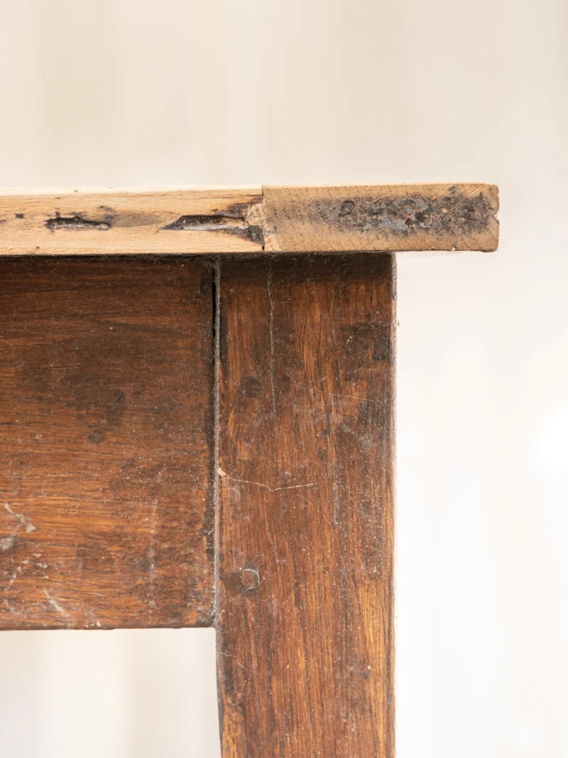 Romy, la grande table à manger en peuplier et chêne N°1475