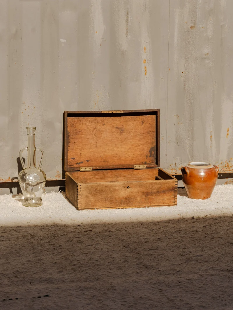 Lucien, le petit coffre en bois N°180