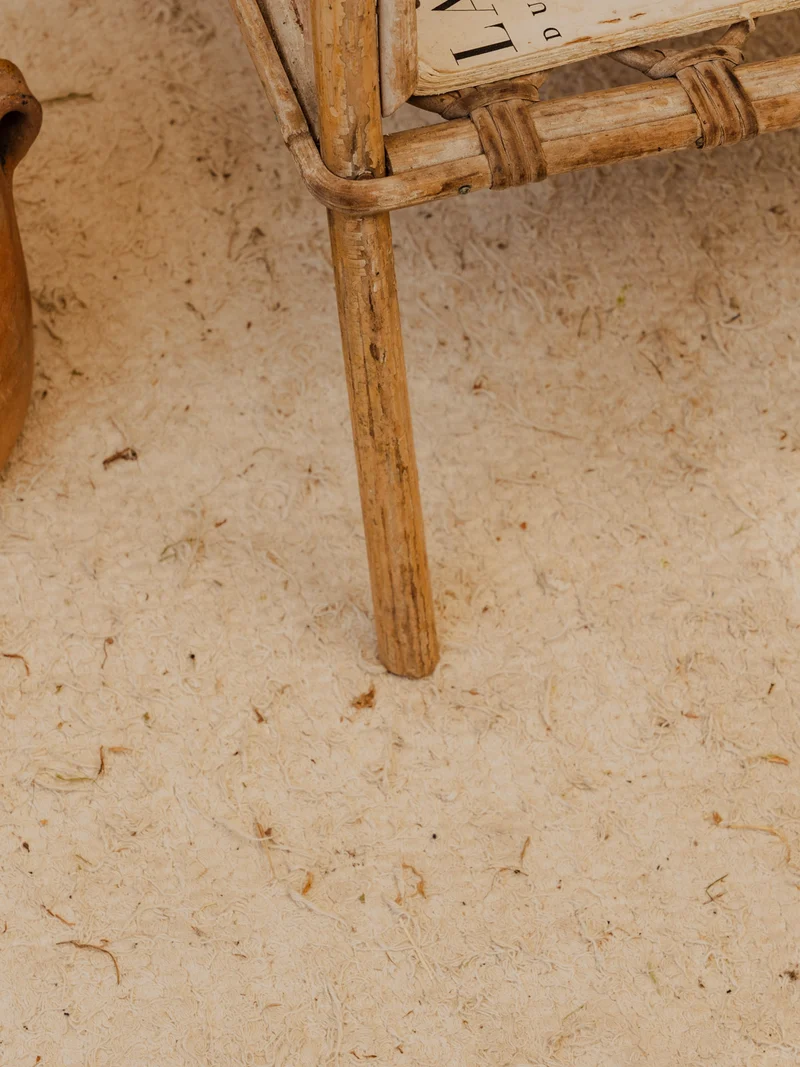 Francine, la table d'appoint en rotin N°1504