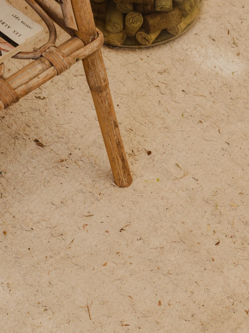 Francine, la table d'appoint en rotin N°1504