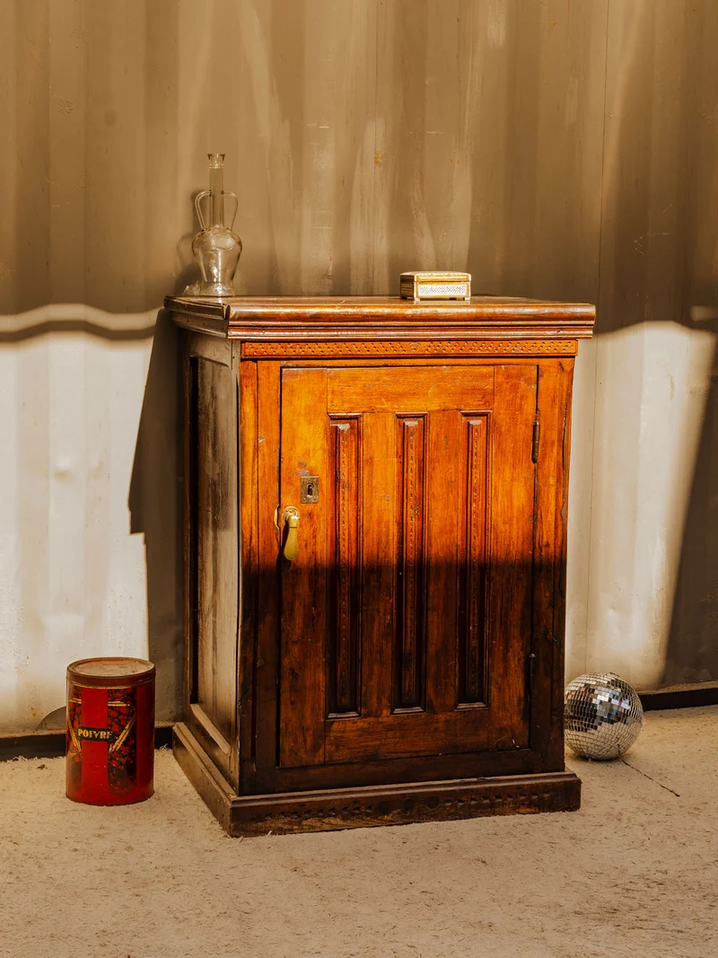 Gilbert, le petit buffet en bois N°1779