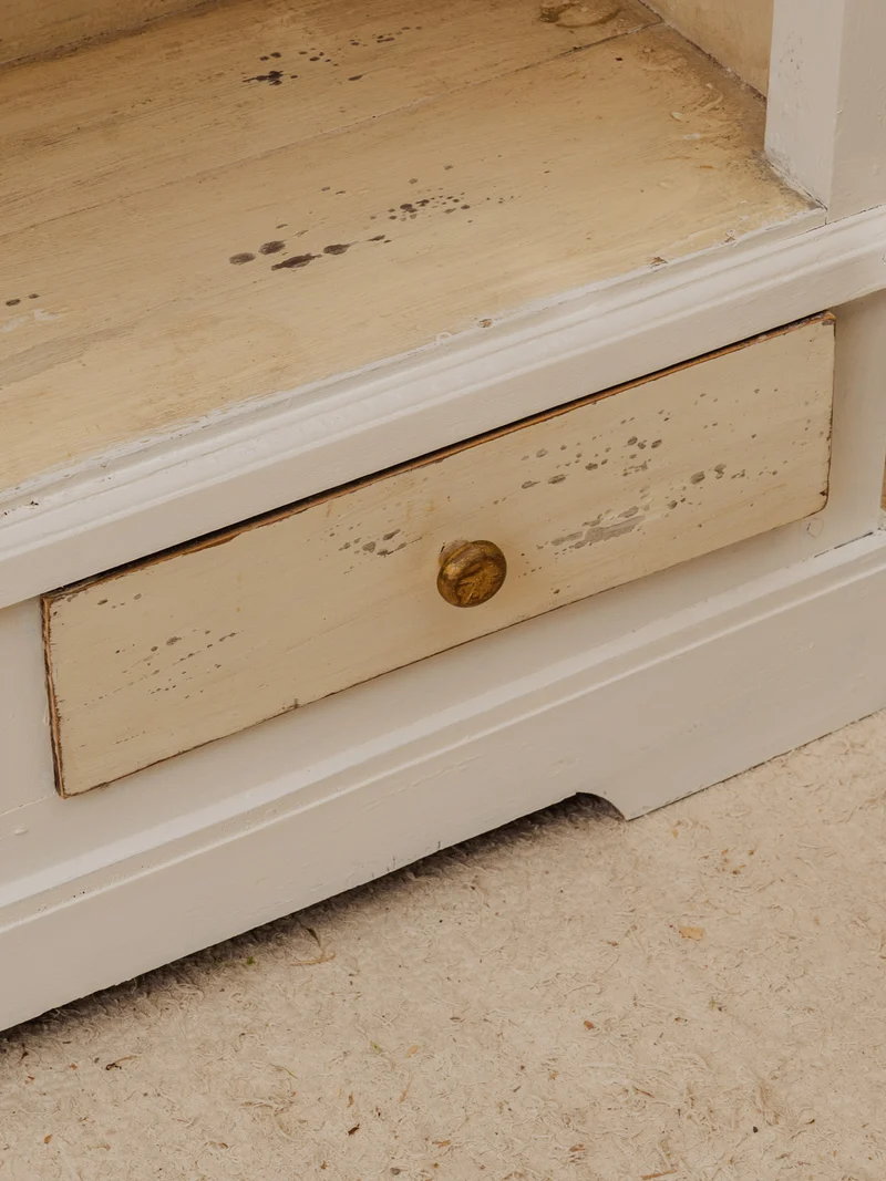 Maximilien, le vaisselier en bois blanc N°395