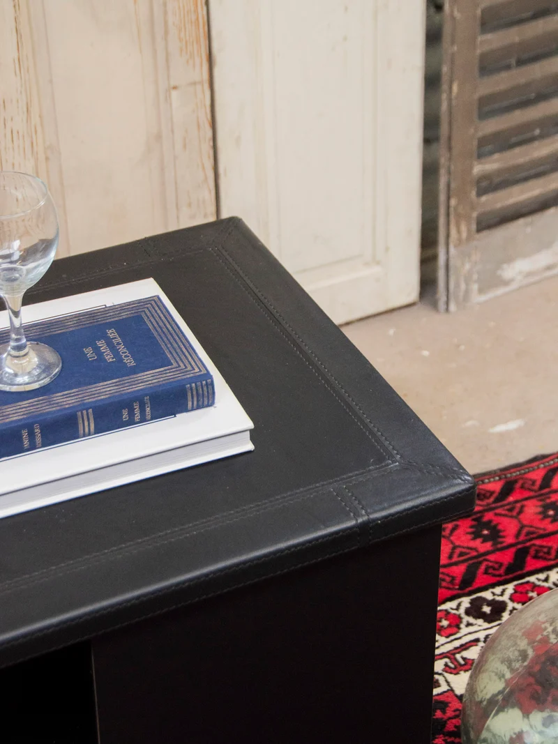 Margaret, la grande enfilade en cuir N°354
