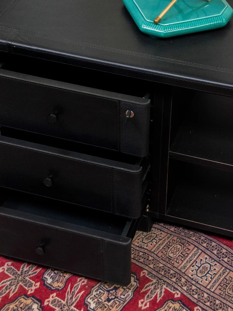 Margaret, la grande enfilade en cuir N°354