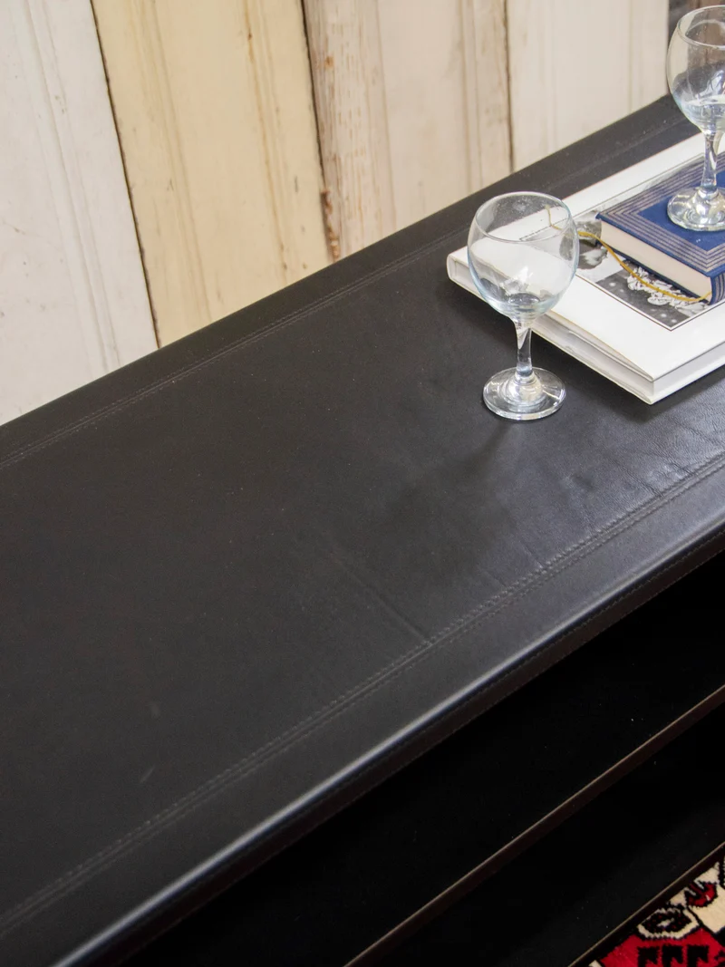Margaret, la grande enfilade en cuir N°354