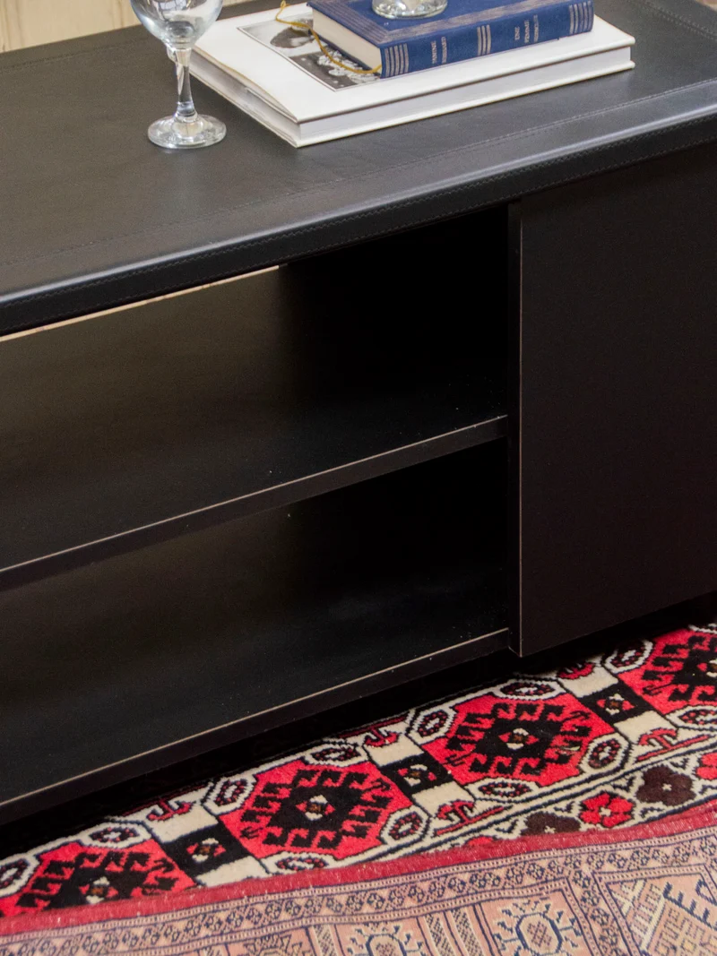 Margaret, la grande enfilade en cuir N°354