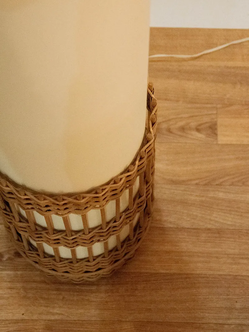 Julien, le lampadaire fin en rotin N°149