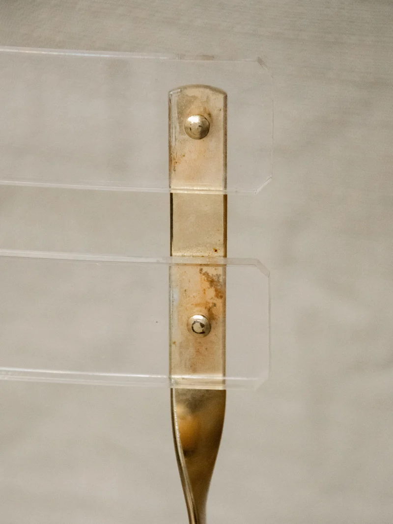Alma, la paire de chaises en plexiglass N°1102