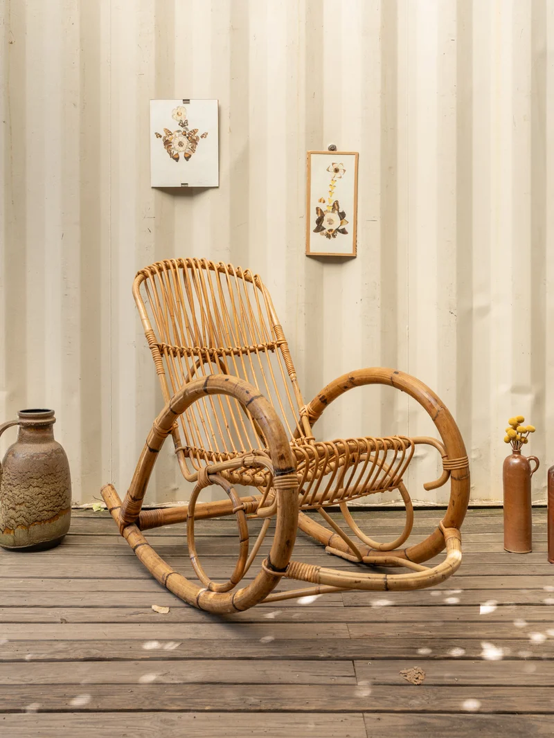 Alibert, le rocking-chair en rotin N°97