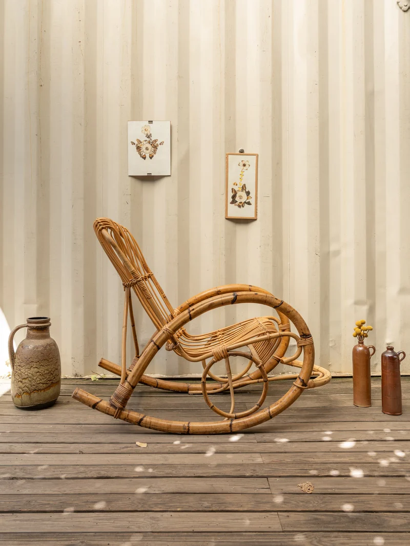 Alibert, le rocking-chair en rotin N°97