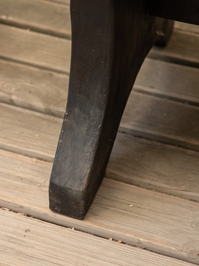 Claude, la chaise en bois noir N°1518