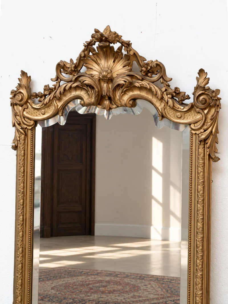 Georges, le grand miroir ancien sculpté style Louis XV N°1382