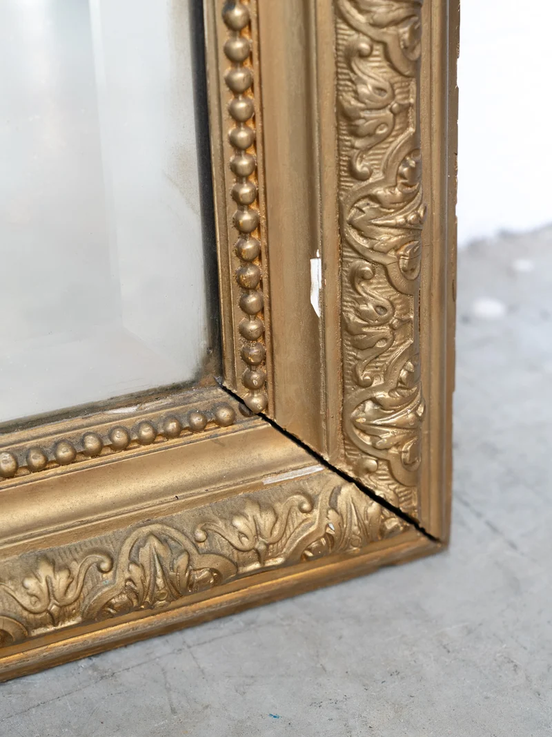 Georges, le grand miroir ancien sculpté style Louis XV N°1382
