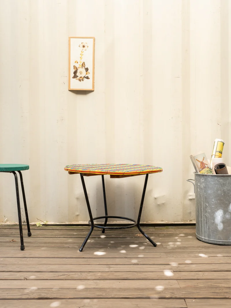 Hanna, la table d'appoint colorée N°1433
