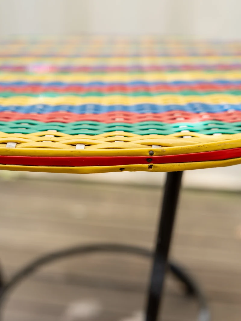 Hanna, la table d'appoint colorée N°1433