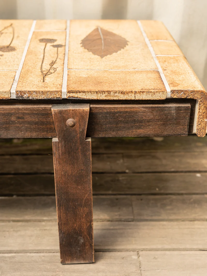 Donna, la table basse en céramique beige N°1122