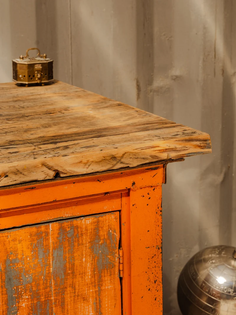 Fernand, le bureau en bois et métal orange N°425