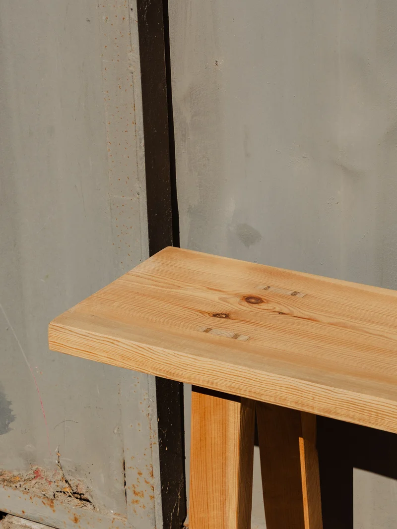 Antoine, le banc en bois N°499