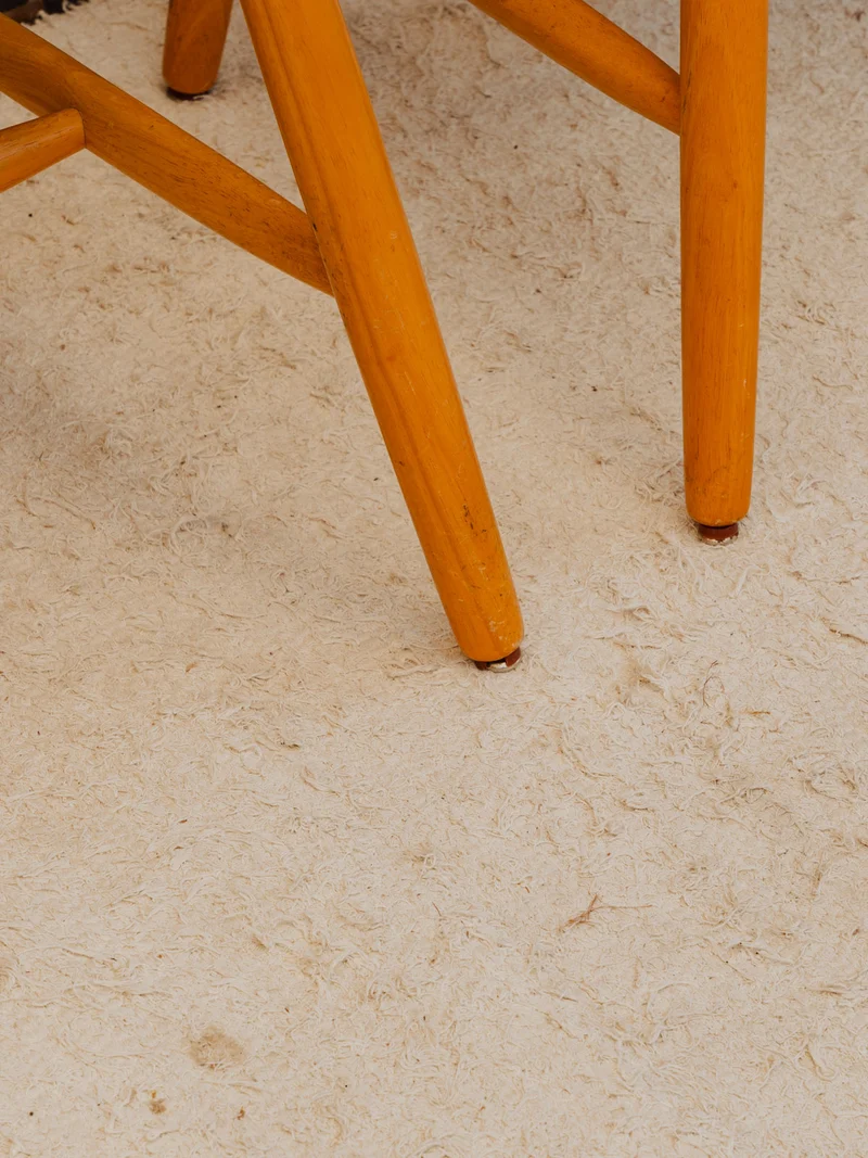 Claude, le lot de 4 chaises en bois N°1542