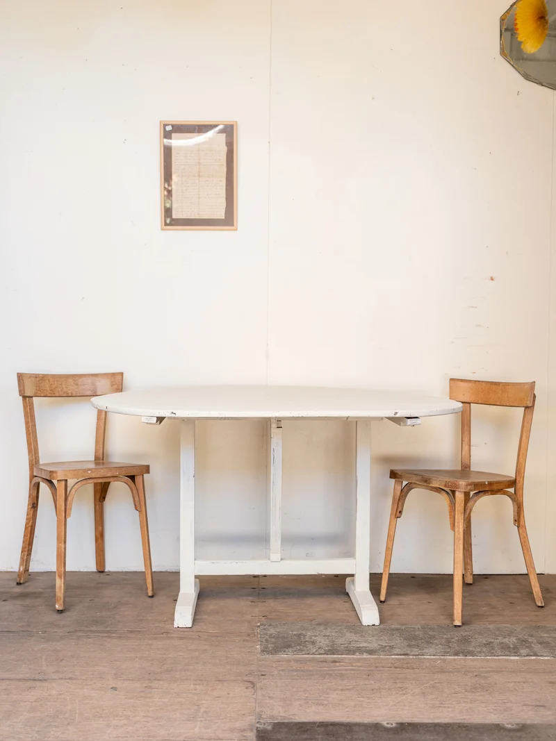 Romy, la table de vigneron en bois blanc N°1474