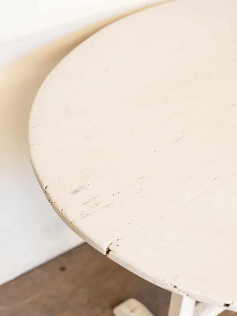 Romy, la table de vigneron en bois blanc N°1474