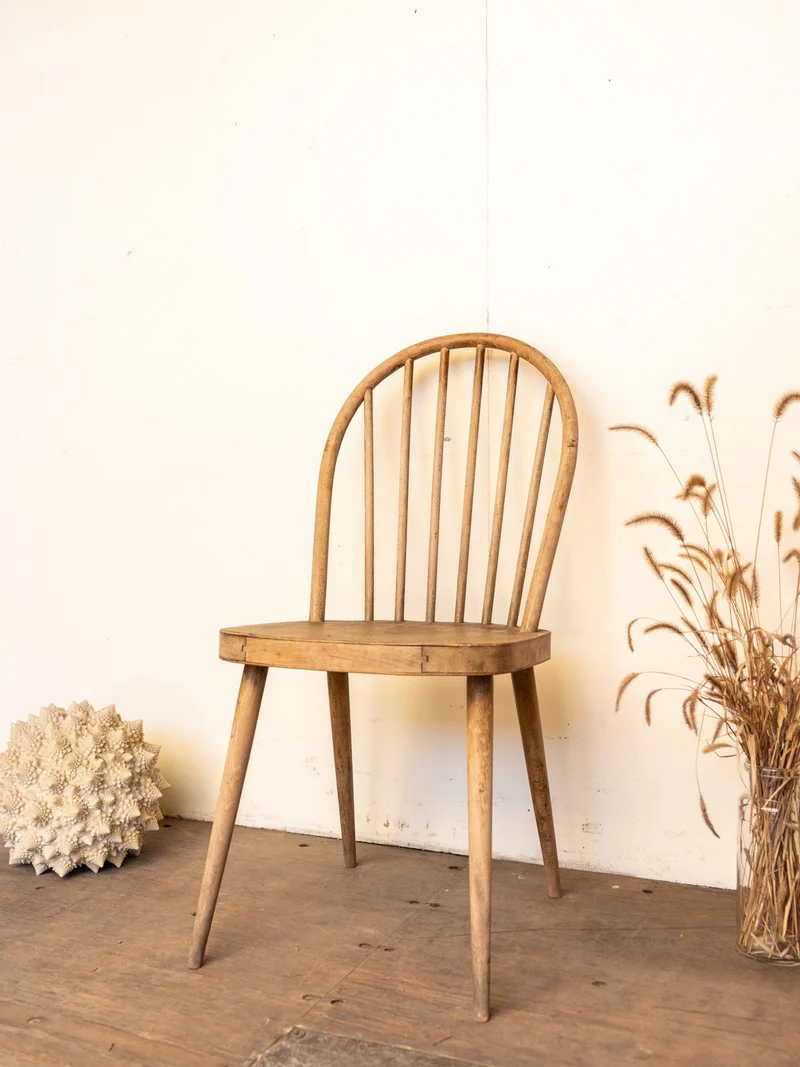 Claude, la chaise en bois N°1515