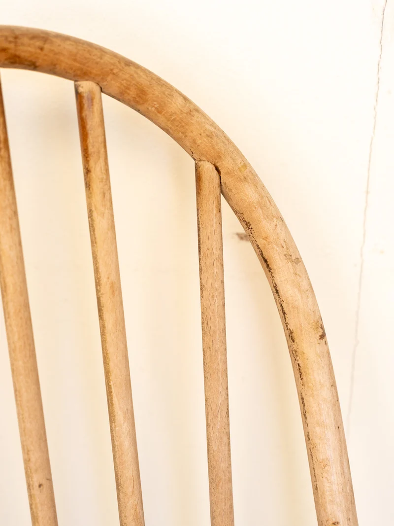 Claude, la chaise en bois N°1515