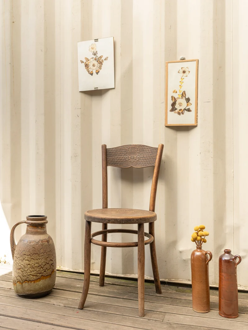 Claude, la chaise de bistro en bois N°1520