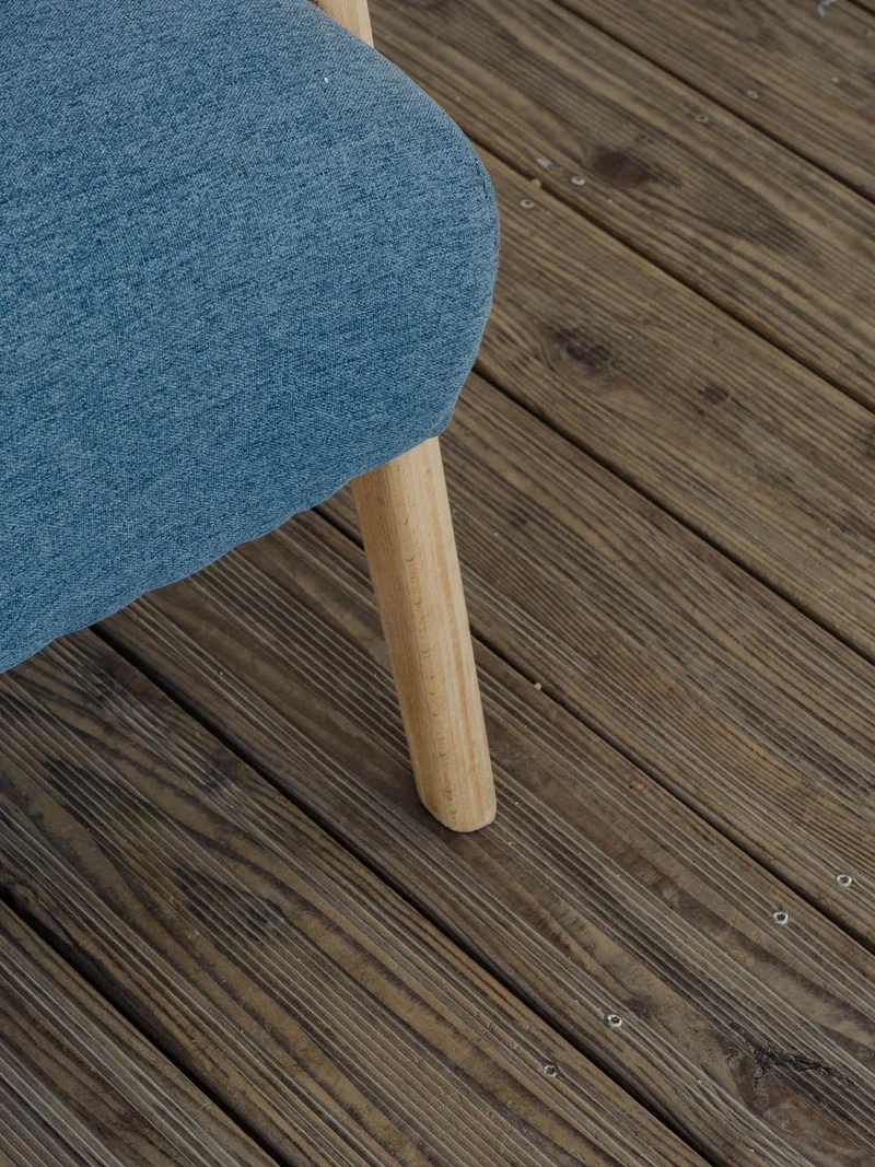 Clara, la banquette en bois et tissu bleu N°140