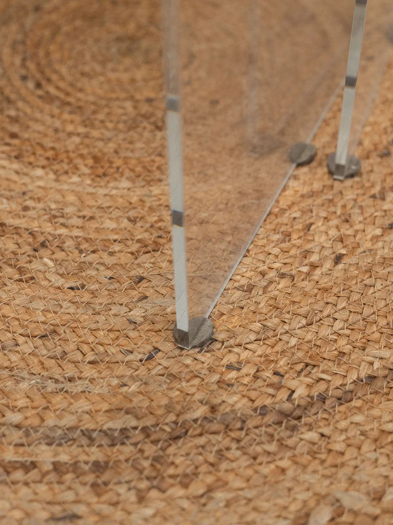Barbara, la table gigogne en plexiglas N°186