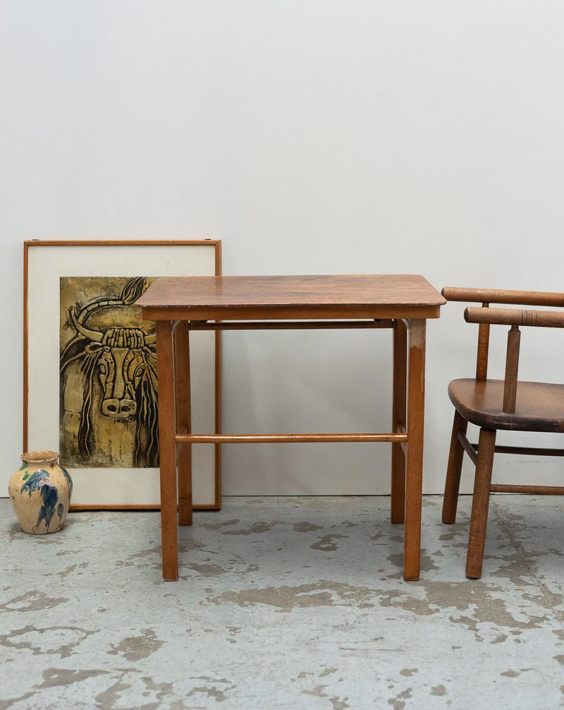 Francine, la table d'appoint en bois N°1513