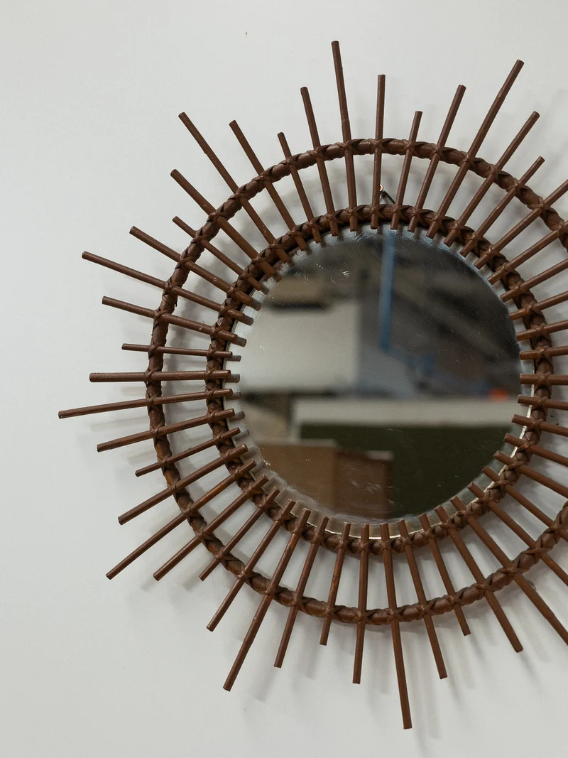 Georges, le miroir soleil en rotin N°1400