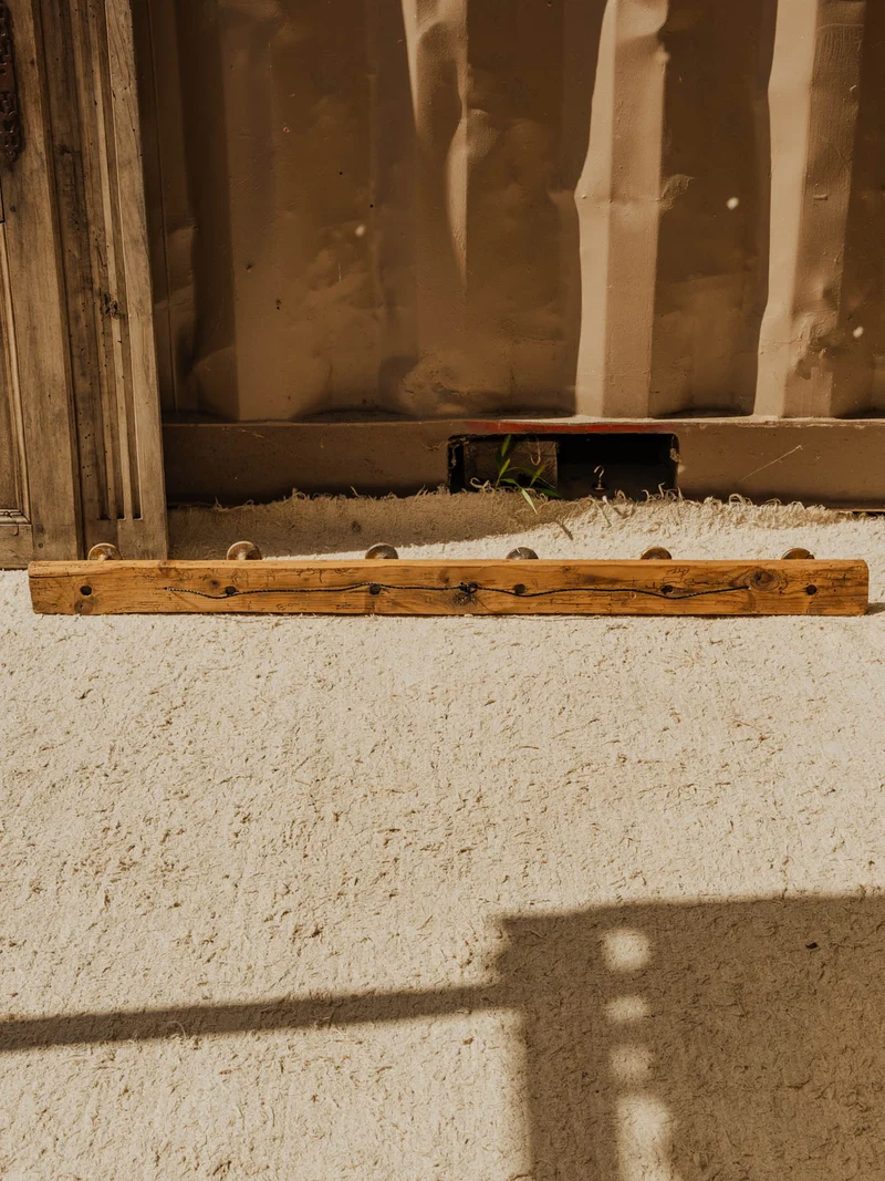 Max, le porte-manteau mural en bois N°426