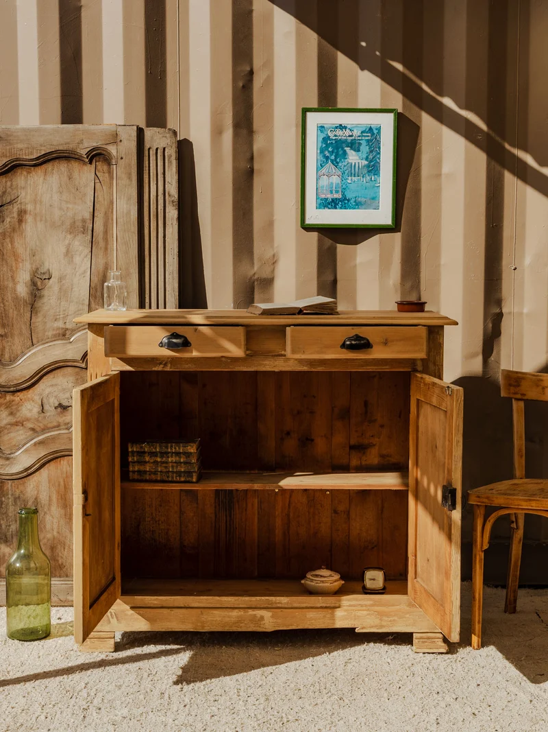 Gilbert, le buffet parisien en bois N°1753