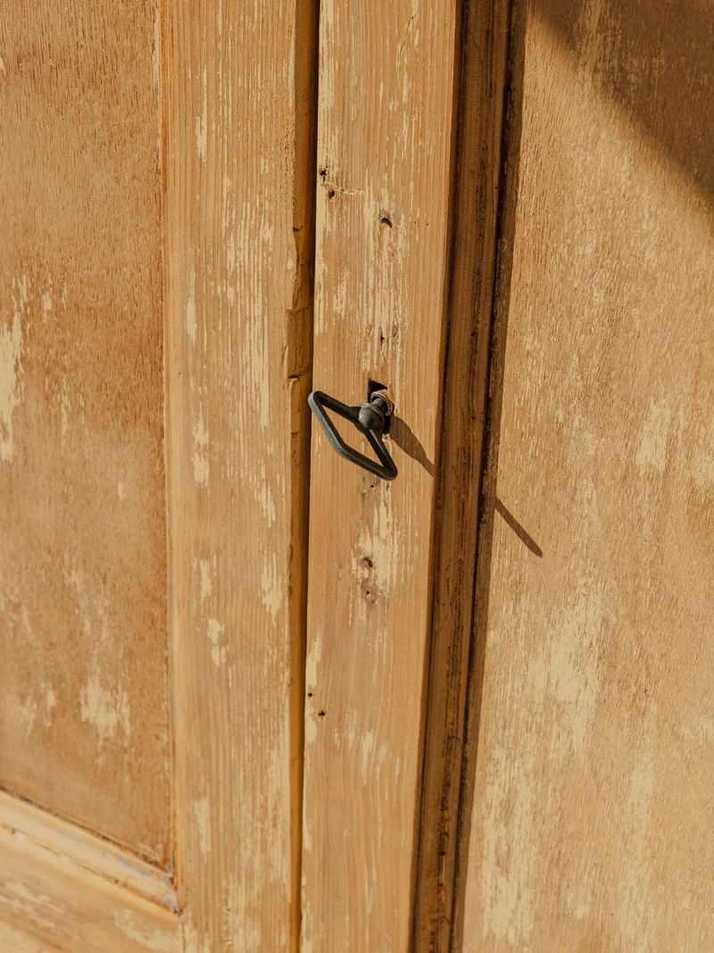Gilbert, le buffet parisien en bois N°1753