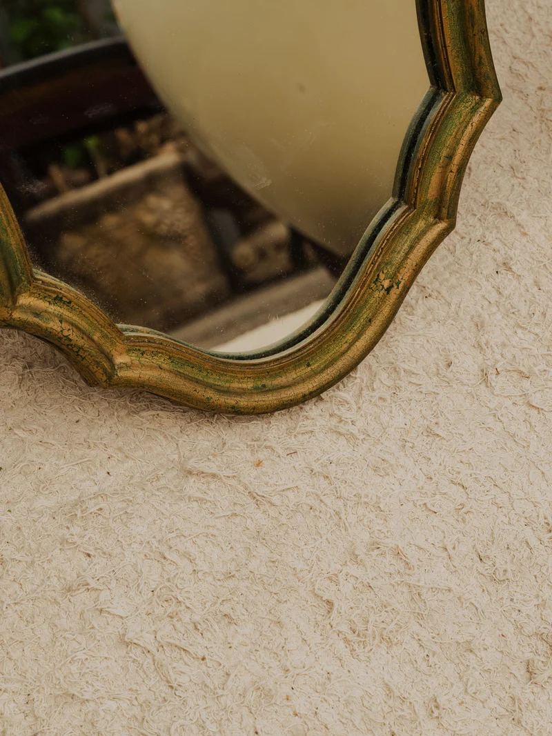 Georges, le miroir en bois vert patiné N°1367
