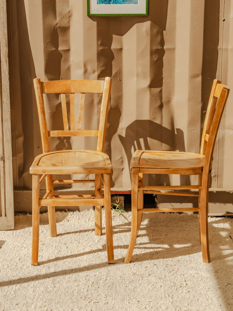 Claude, le lot de 3 chaises en bois N°1490
