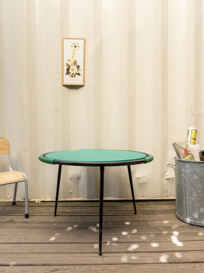 Hanna, la table d'appoint verte et noire N°1434