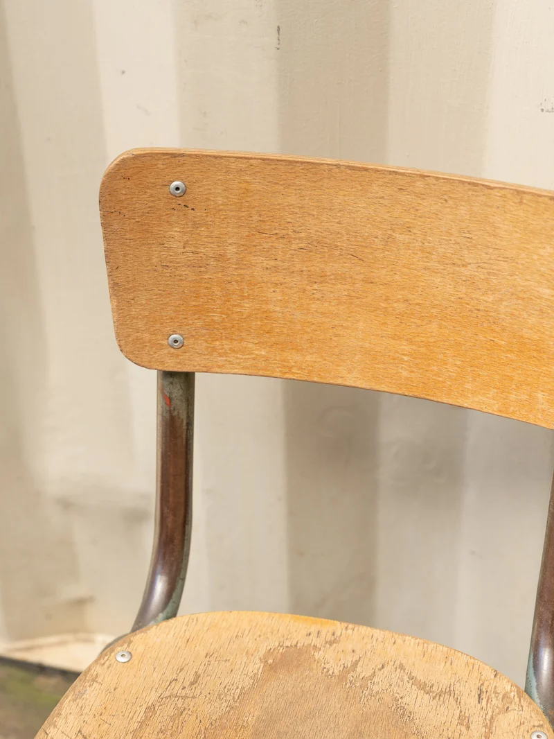 Ernestine, la chaise pour enfant en bois et métal N°1327