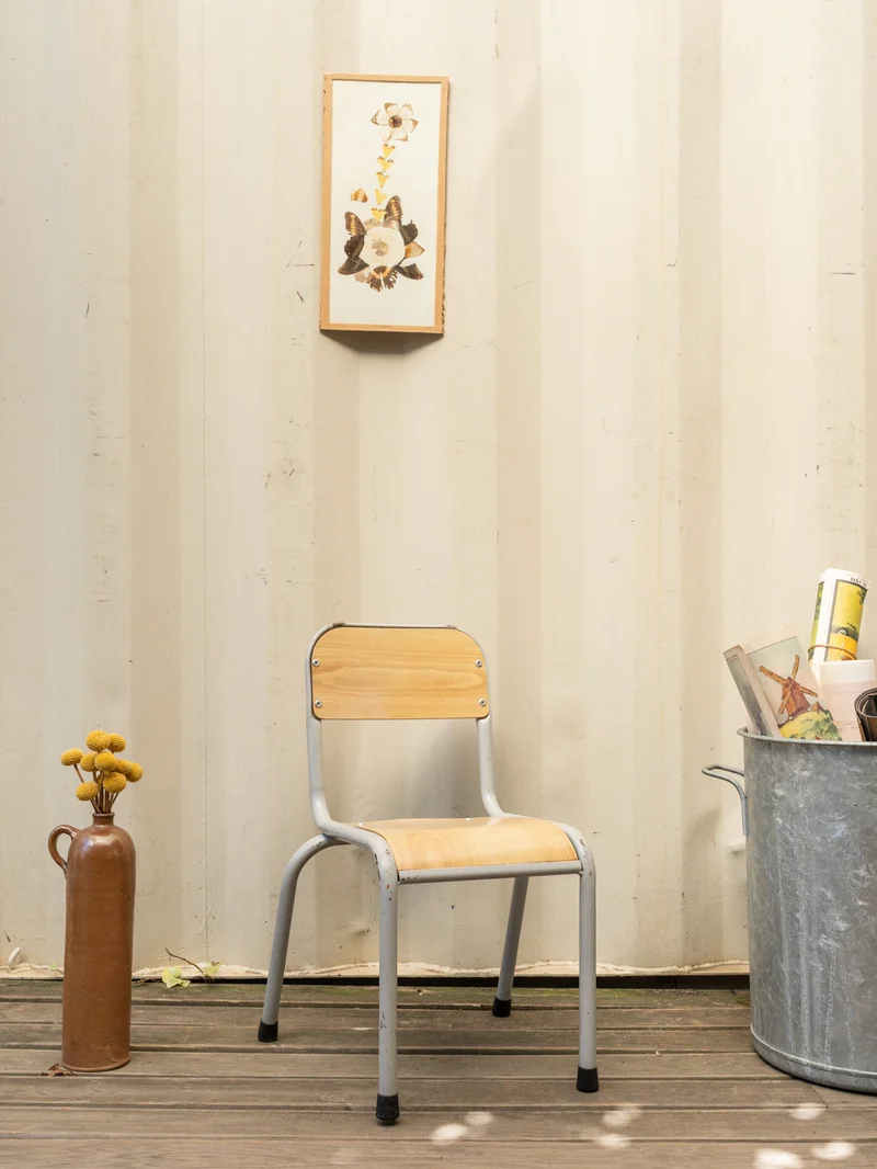 Ernestine, la chaise pour enfant en bois et métal N°1326