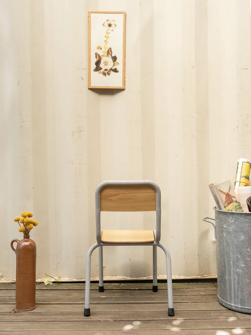 Ernestine, la chaise pour enfant en bois et métal N°1326