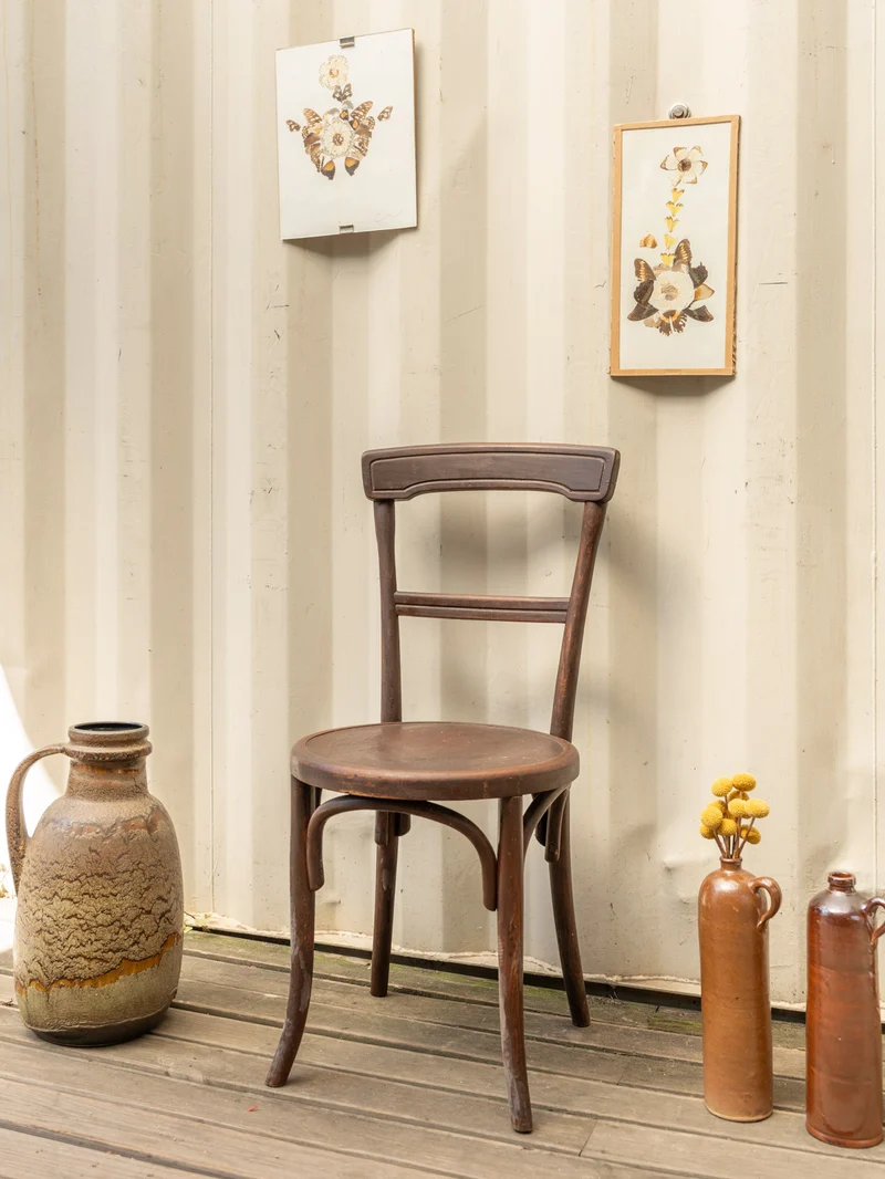 Claude, la chaise de bistro en bois N°1522