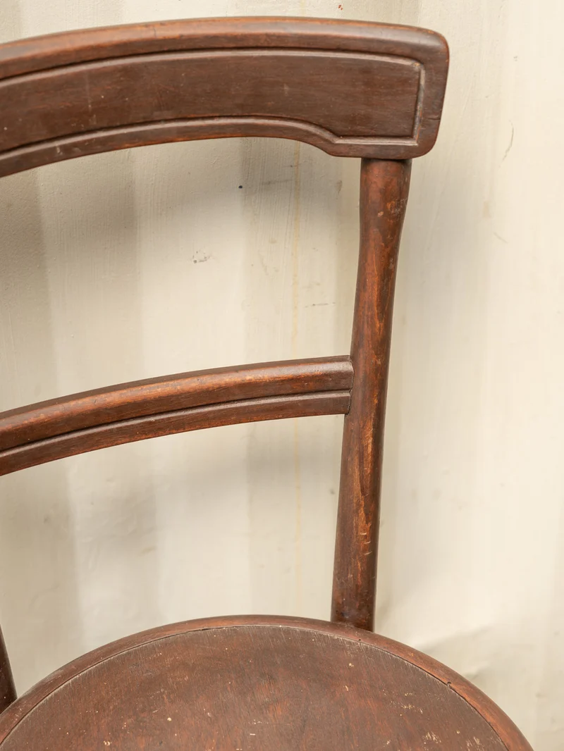 Claude, la chaise de bistro en bois N°1522