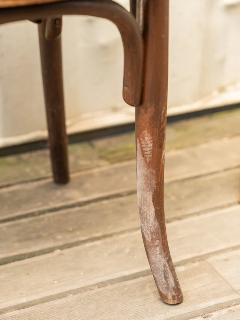 Claude, la chaise de bistro en bois N°1522