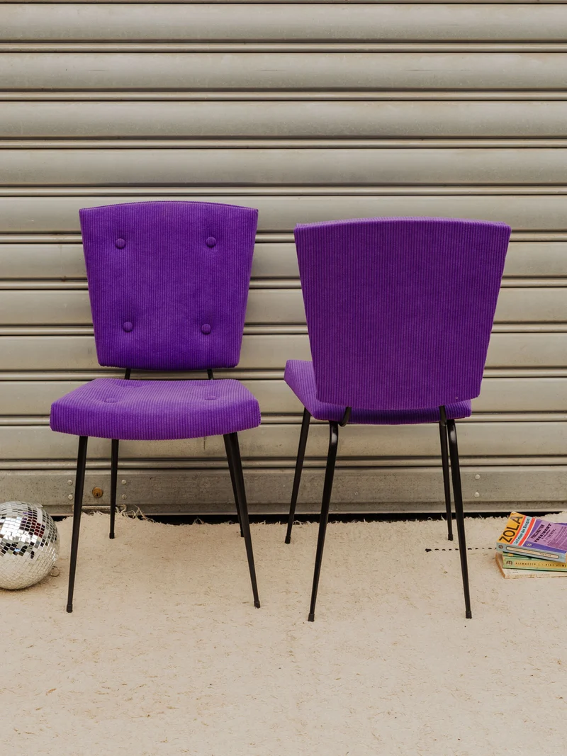 Alma, la paire de chaises en tissu violet N°1806
