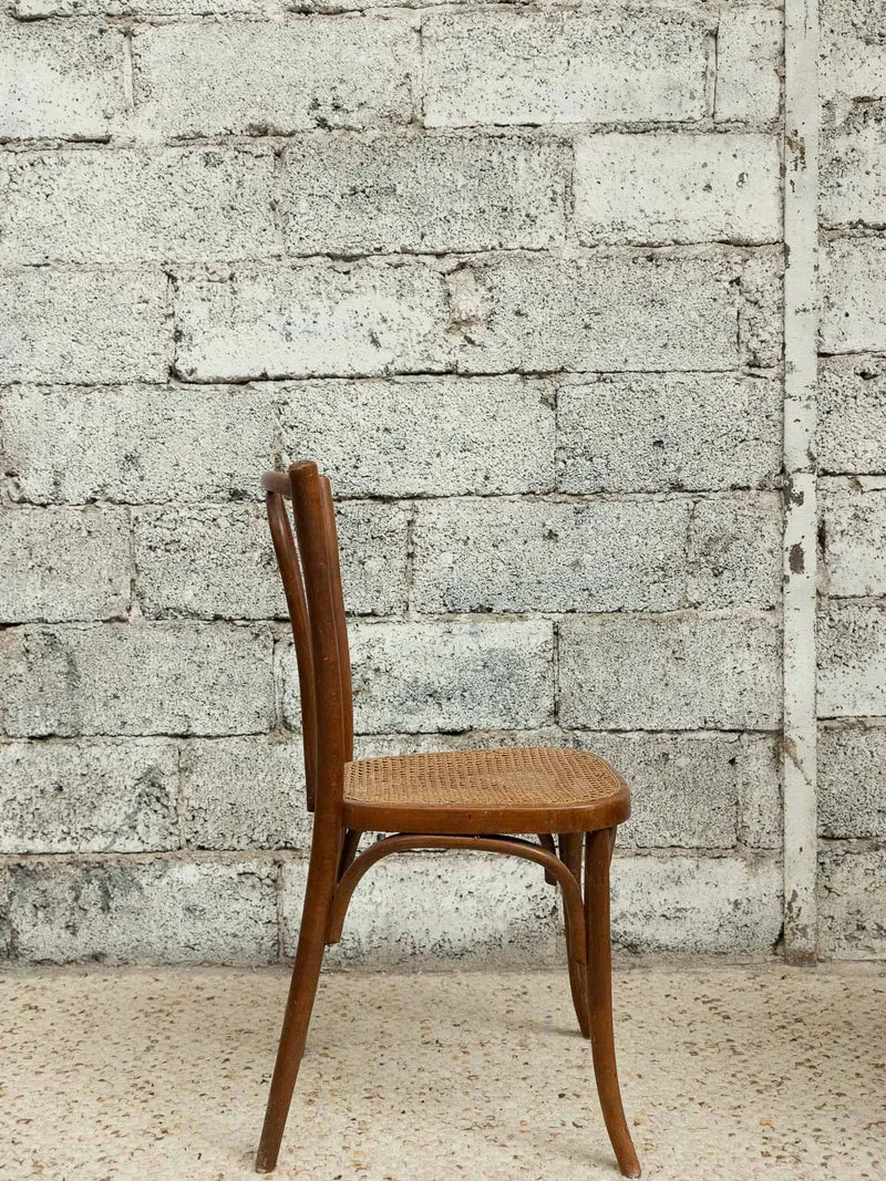 Claude, la paire de chaises singulière N°1501