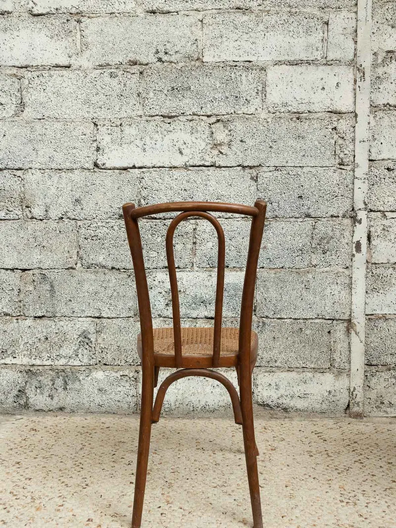 Claude, la paire de chaises singulière N°1501