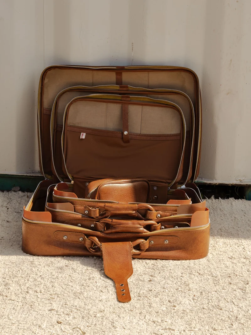 Lucienne, l'ensemble de valises en cuir marron N°322