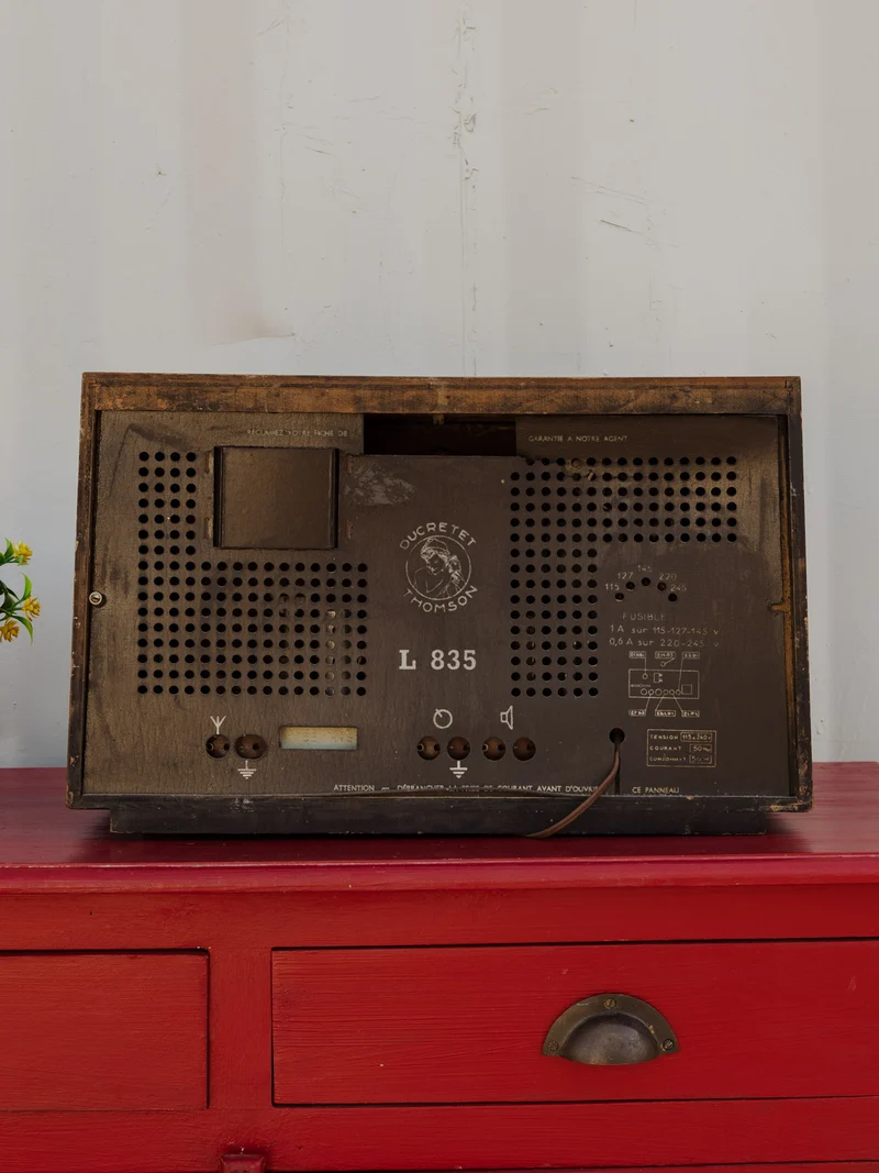 Nour, la radio vintage N°63