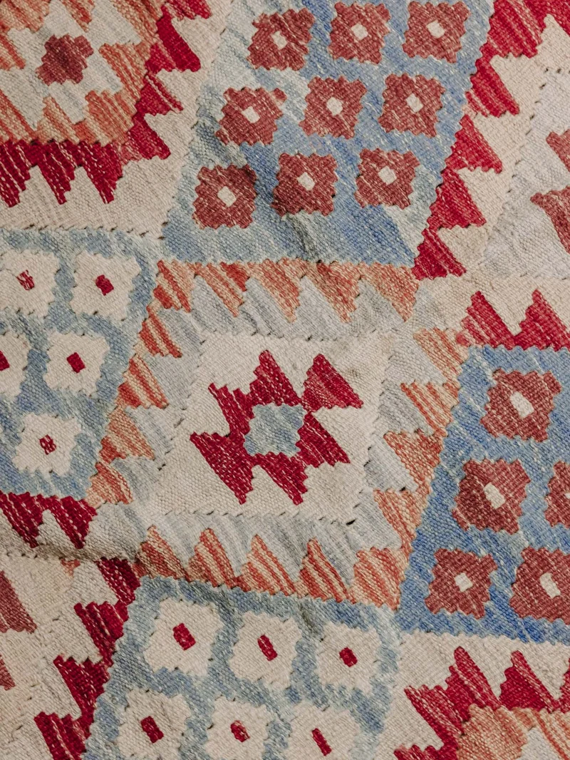 Eddy, le tapis kilim N°367